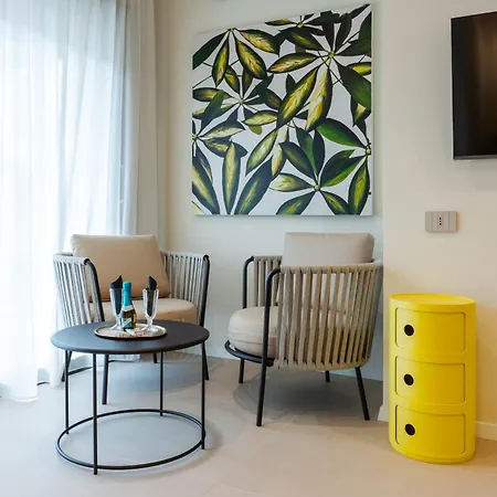 Hera And 招待所 4*