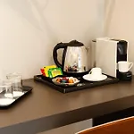 Hera And Guest house 4*