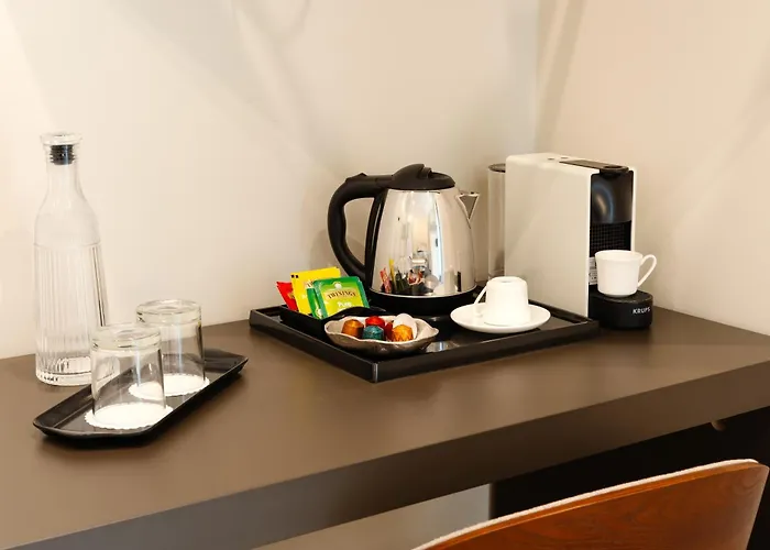 Hera And Guest house 4*