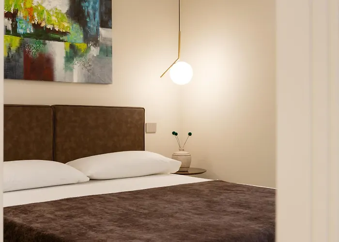 Guest house Hera And 4*